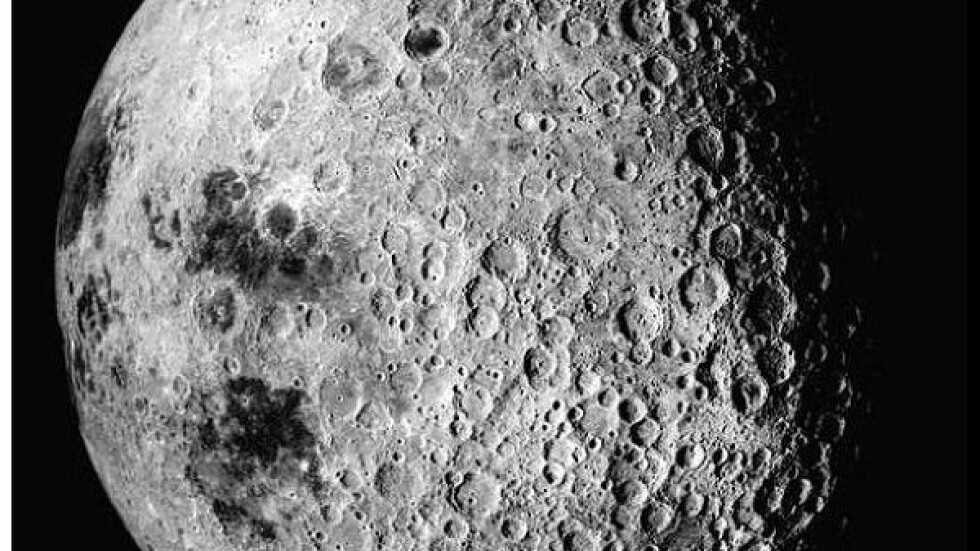 Откритие на НАСА: На Луната има много повече вода, отколкото се предполагаше