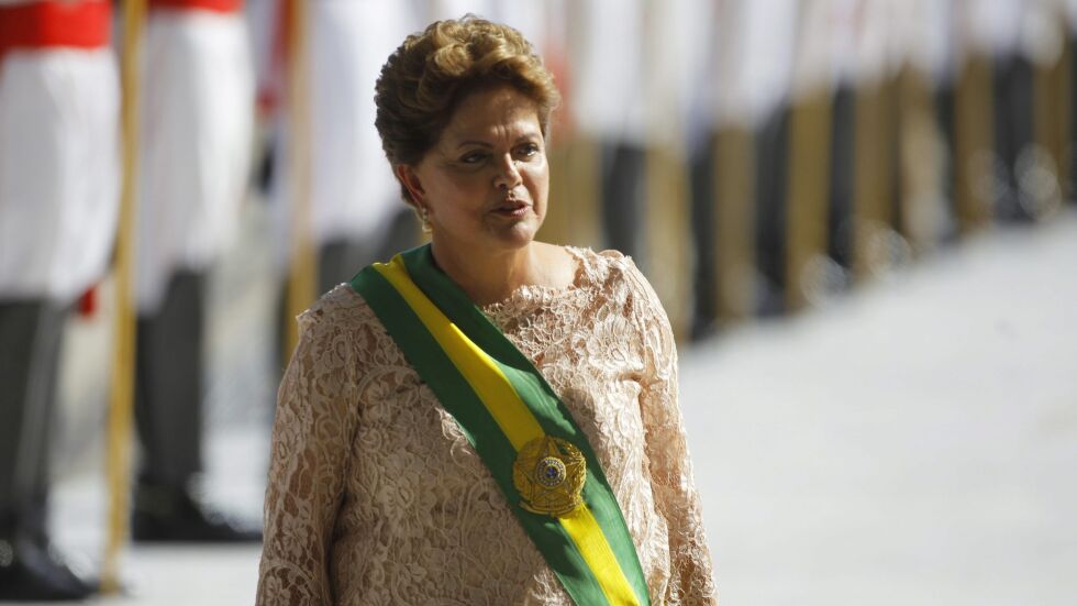 В Бразилия продължава обсъждането на импийчмънта на Дилма Русеф