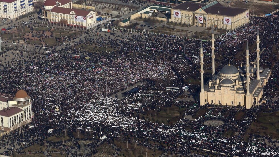 Мега протест срещу "Шарли Ебдо" в Чечения 