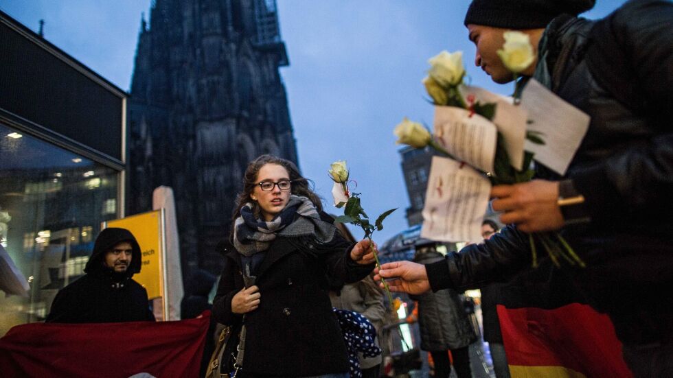 Жалбите за прояви на насилие в Кьолн надхвърлиха 500