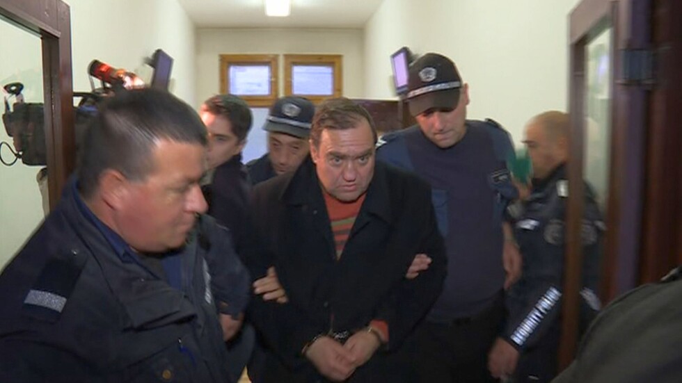 Бившият кмет на Стрелча Иван Евстатиев остава в ареста