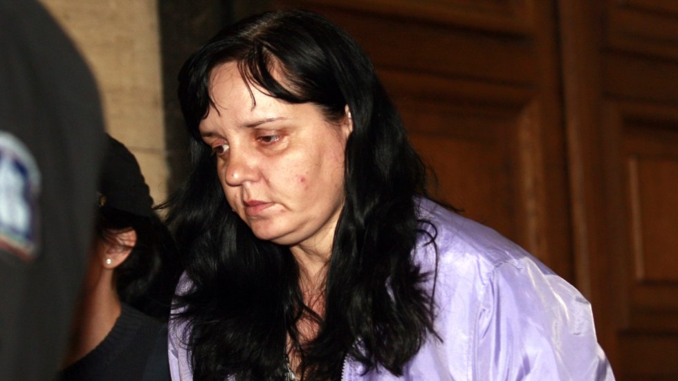 18 години затвор за акушерката Емилия Ковачева