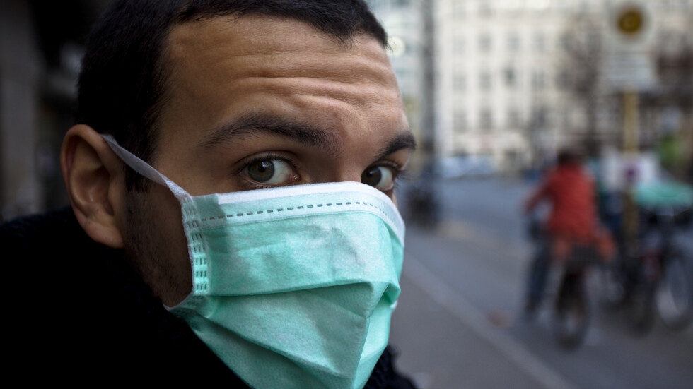 Ръкавици и маски замърсяват седем големи европейски реки