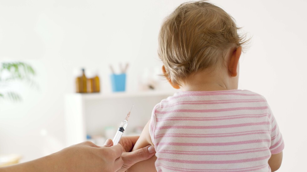 В САЩ обмислят да разрешат ваксината на "Пфайзер" и за деца под 5 г.
