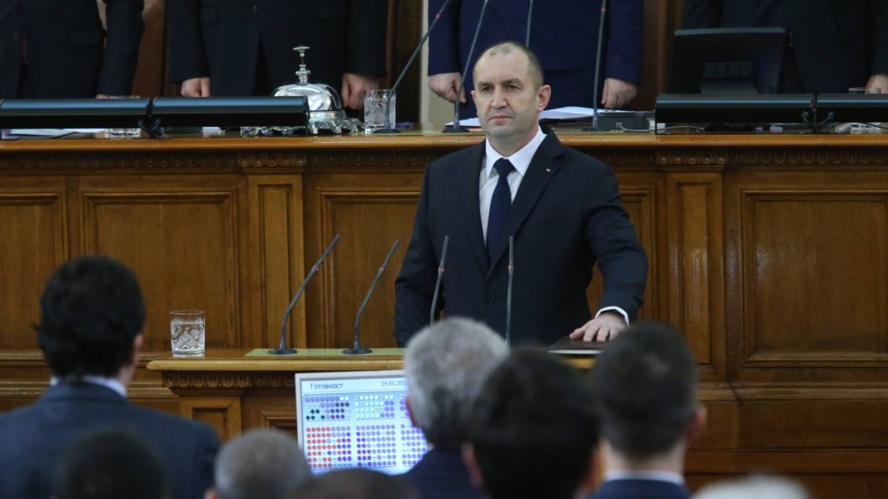 Румен Радев се закле като президент на Република България