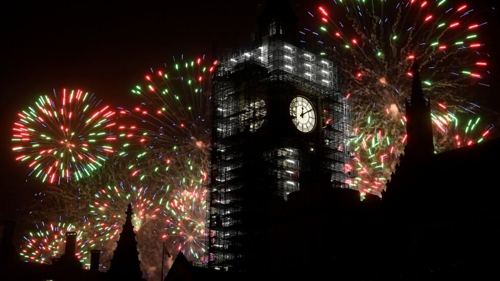 Лондон с грандиозно новогодишно шоу: Почти 70 000 фойерверка ще бъдат изстреляни