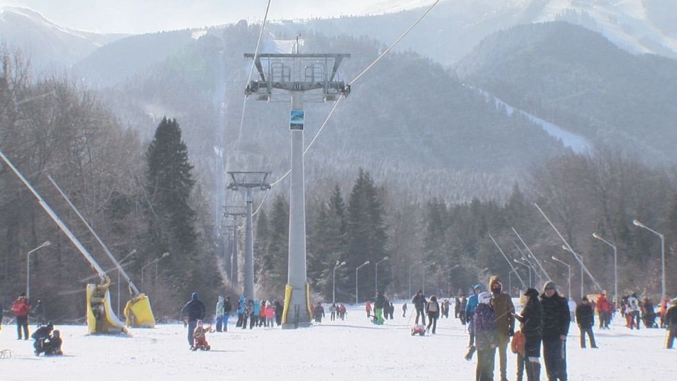 Банско затвари ски пистите заради коронавируса