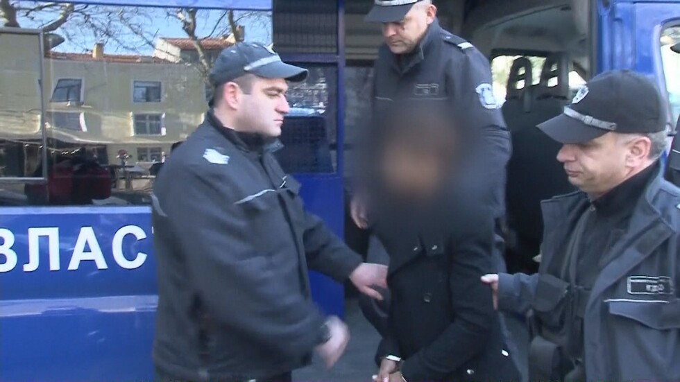 Съдът остави за постоянно в ареста момчето, обвинено в убийство във Варна