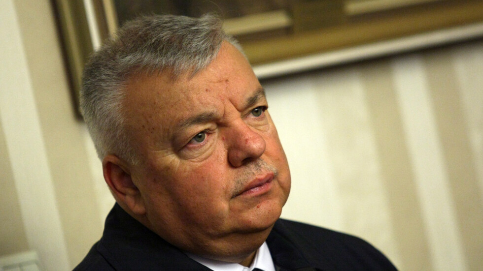 Шефът на НСО Ангел Антонов подаде оставка 