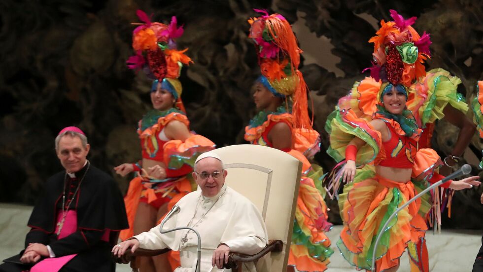 Папа Франциск прие на аудиенция кубински танцьори