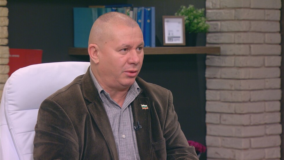Ген. Шивиков: Операцията на пострадалия във Войводиново командос е минала успешно