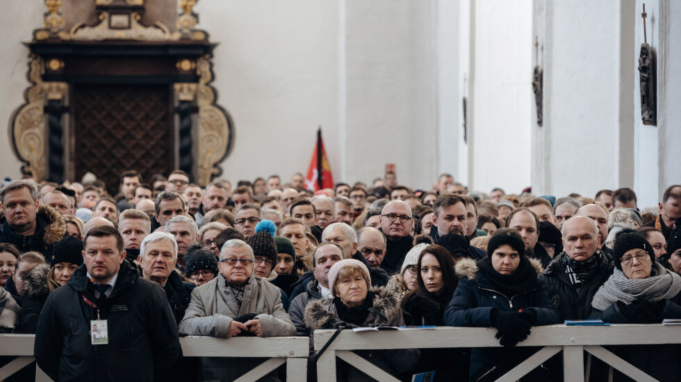Хиляди се простиха с кмета на Гданск – Павел Адамович