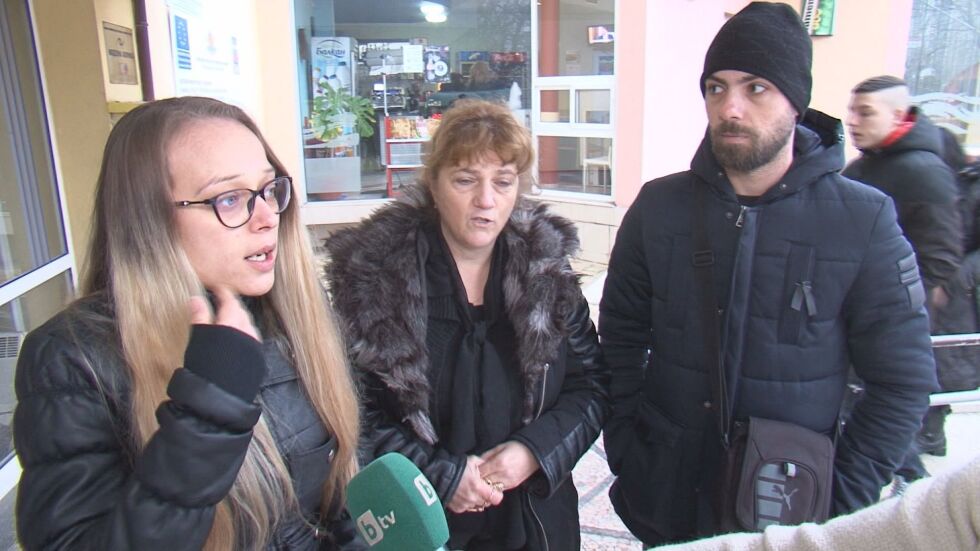 Лекарска грешка виждат родителите на починалото бебе в Плевен