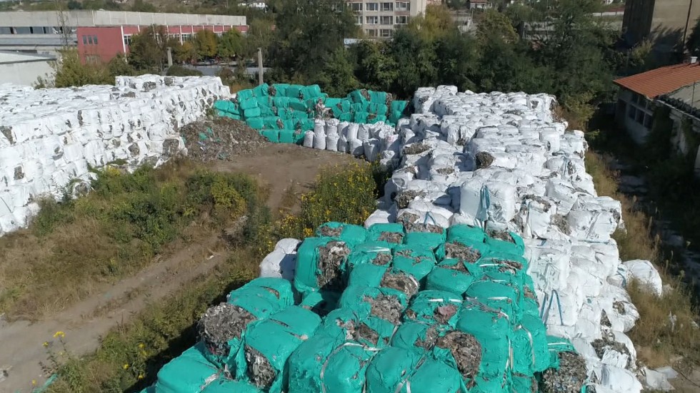 МВР и прокуратурата проверяват завод в Плевен за незаконен трафик на отпадъци 