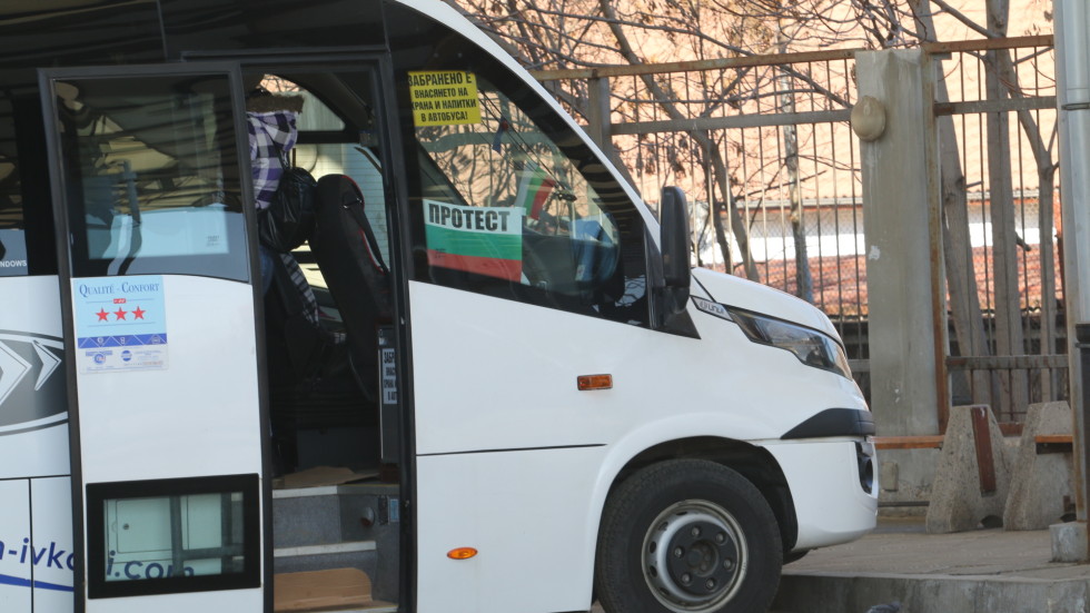 Тол таксите: Превозвачите заплашват с безсрочна транспортна стачка