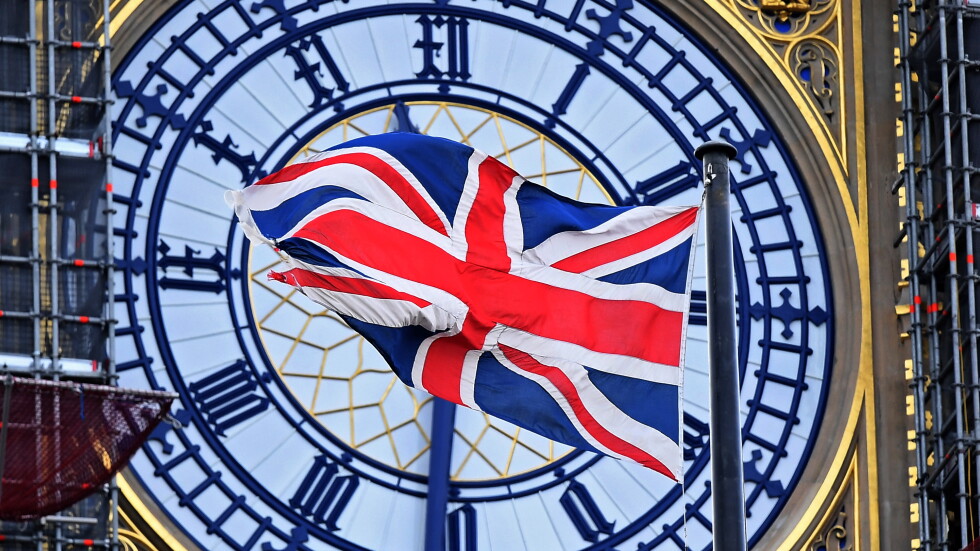 Великобритания одобри 20-секунден COVID тест 