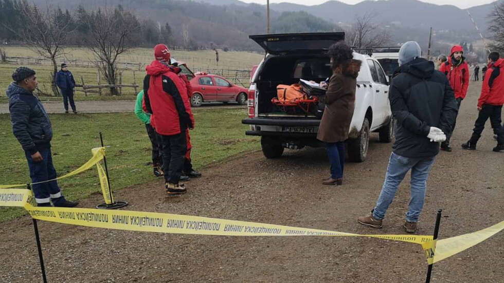 Спасители успяха да свалят тялото на туриста, загинал в Стара планина