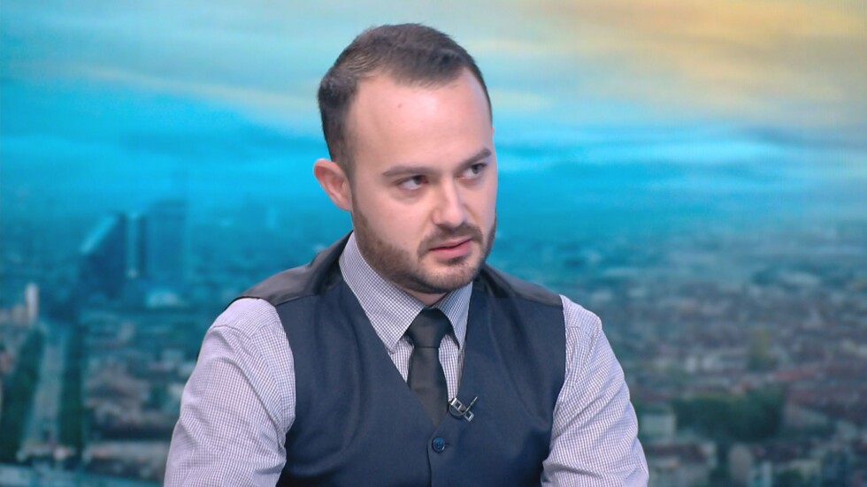 Петър Велков: 75% от официално позитивните не са карантинирани и това е проблем