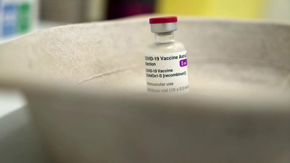 Защо едни европейски страни напредват по-бързо от други с COVID ваксинирането?