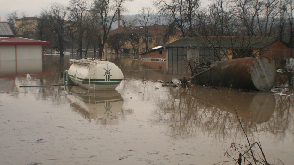 Фалстарт на делото за наводнението в село Бисер