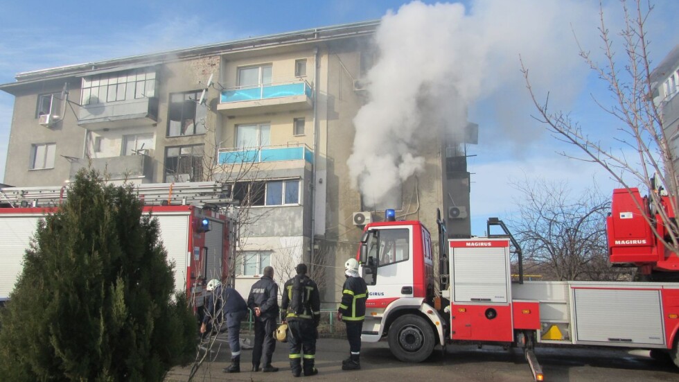 Пожар взе жертва в Русенско, има и пострадали (СНИМКИ)