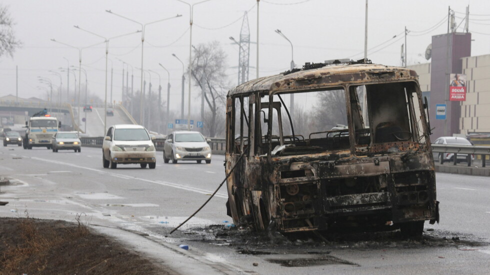 164 са жертвите на размириците в Казахстан