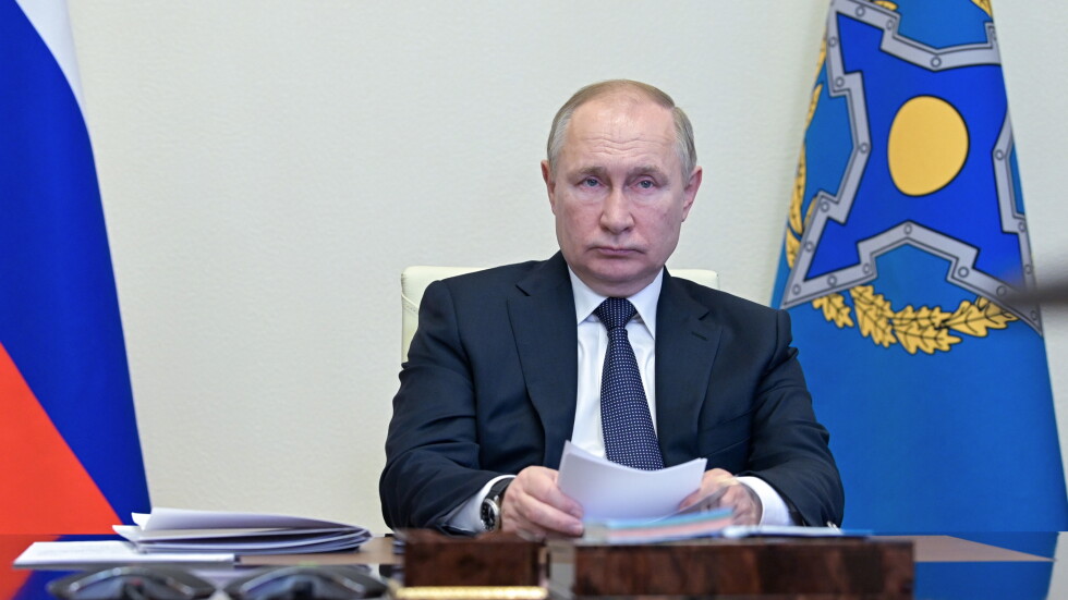 Путин за Казахстан: Москва няма да позволи повече нежни революции в региона  