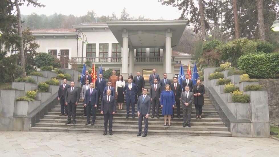 Нов кабинет в Скопие: Как новата власт ще работи със София за интеграцията им в ЕС? (ОБЗОР)