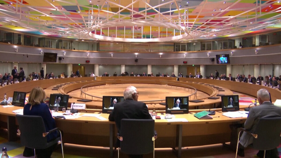 Външните министри от ЕС обсъждат нарастващото напрежение с кризата с Украйна 