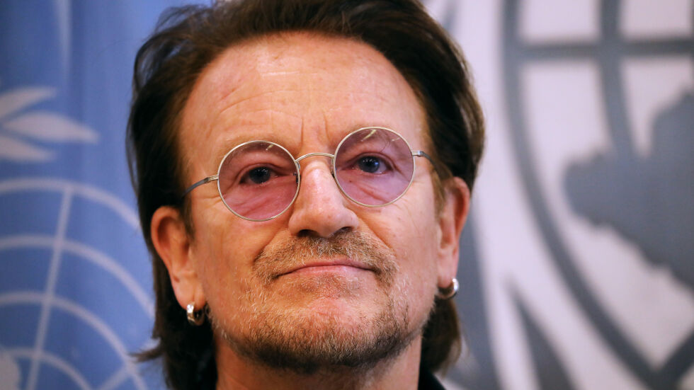 Боно разкри, че (все още) не харесва името на U2, нито собствения си глас