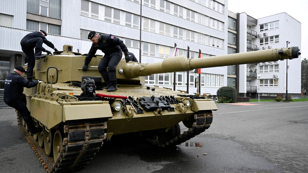 Полша поиска официално от Германия 14 танка "Леопард-2" за Украйна