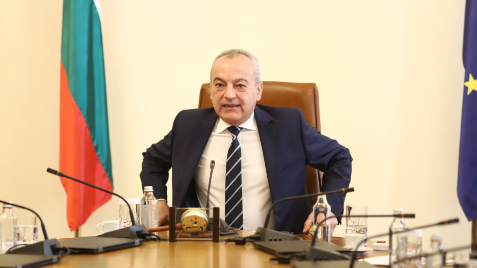 Гълъб Донев начело и на 101-ия кабинет на България
