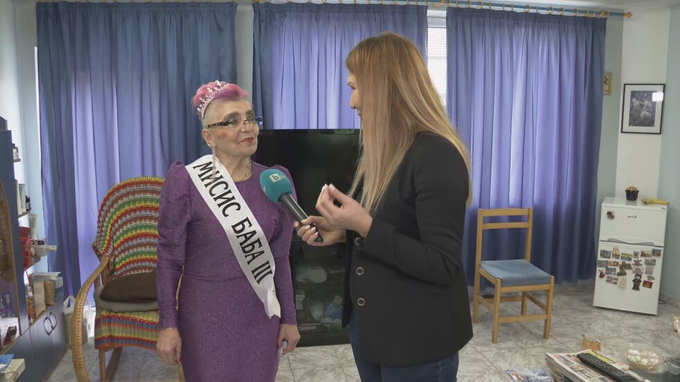 78-годишна лекарка от Нова Загора стана подгласничка в конкурса „Мисис Баба“
