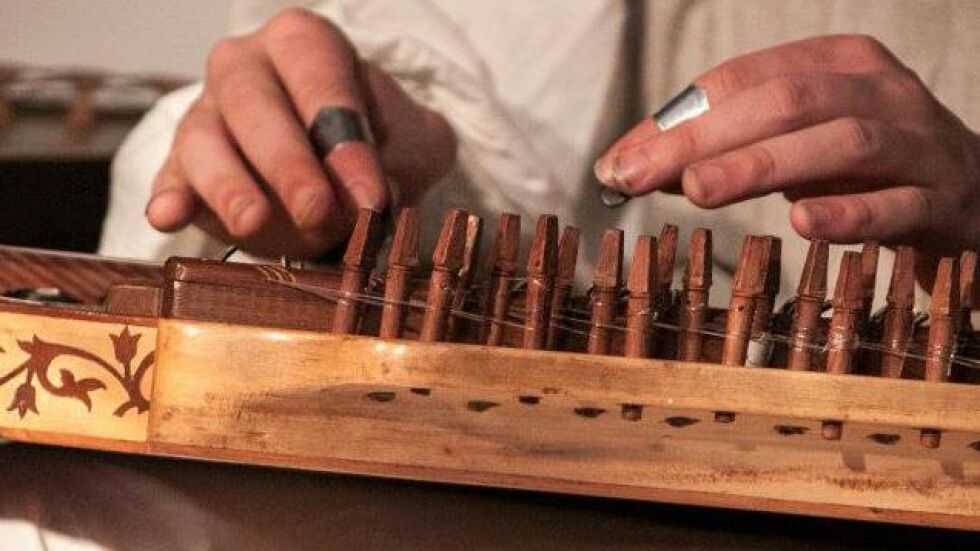 Канун: Музикалният инструмент, който променя живота на един българин