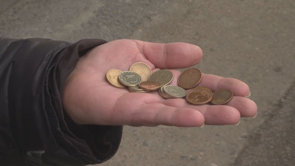 Скандално отношение към дете в градския транспорт във Враца заради плащане с дребни монети