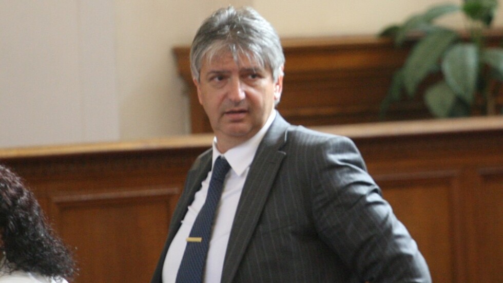 Разследват депутата от ГЕРБ Лъчезар Иванов за пране на пари