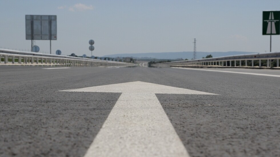 Чисто нов път между България и Румъния стои неизползван