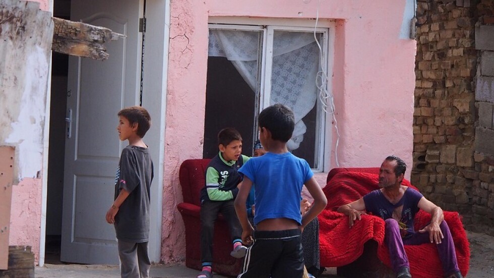 Европейският съд нареди да свалим по-ниско електромерите на ромите