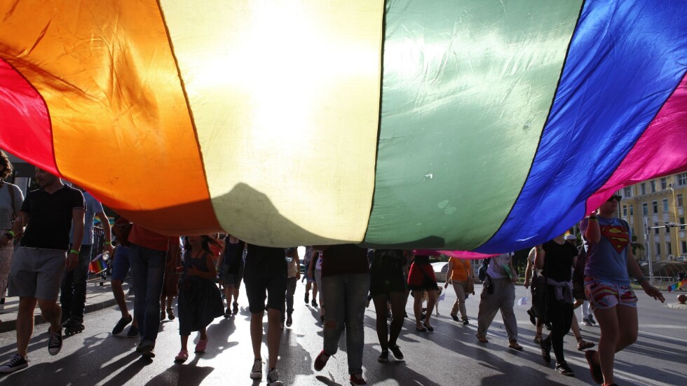 Правата на хомосексуалните у нас: 24% или 100% защитени?