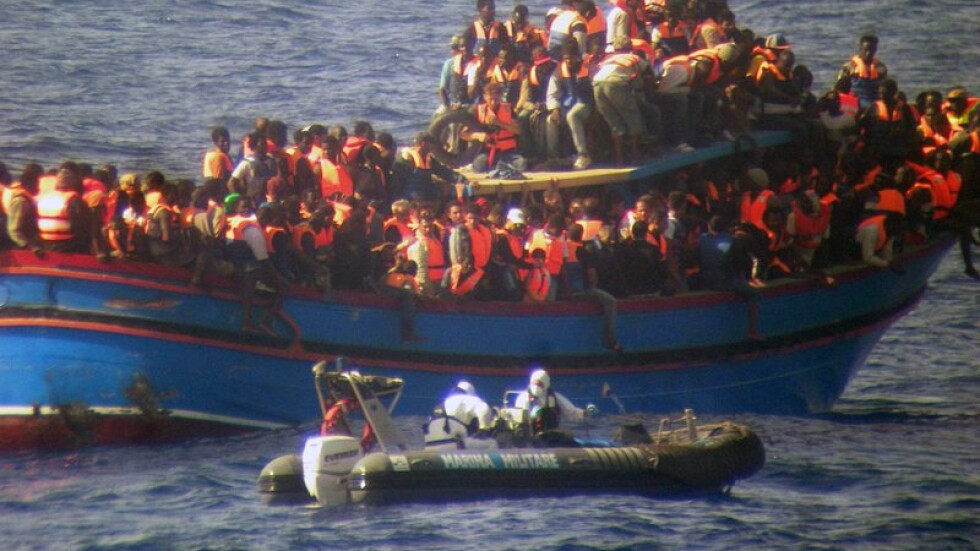 Италия спасява 3000 мигранти в Средиземно море