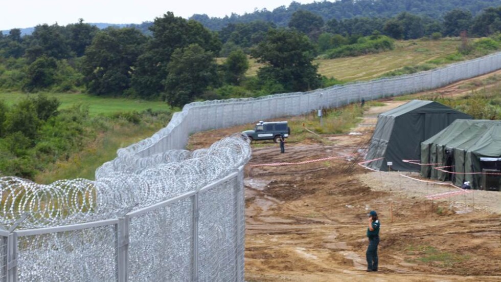 Оградата по границата намалила миграционния поток 7 пъти
