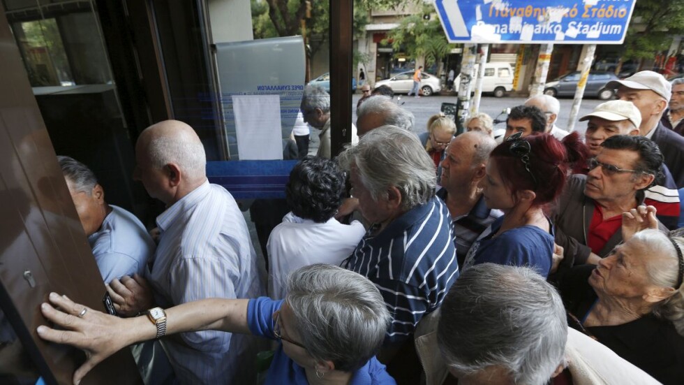 Официално: Гръцките банки отварят от понеделник