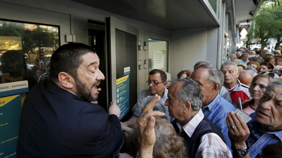 Гръцките банки ще останат затворени