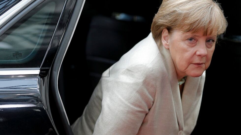 Ангела Меркел: Не "ос на желаещите", а ЕС като общност трябва да охранява границите си 