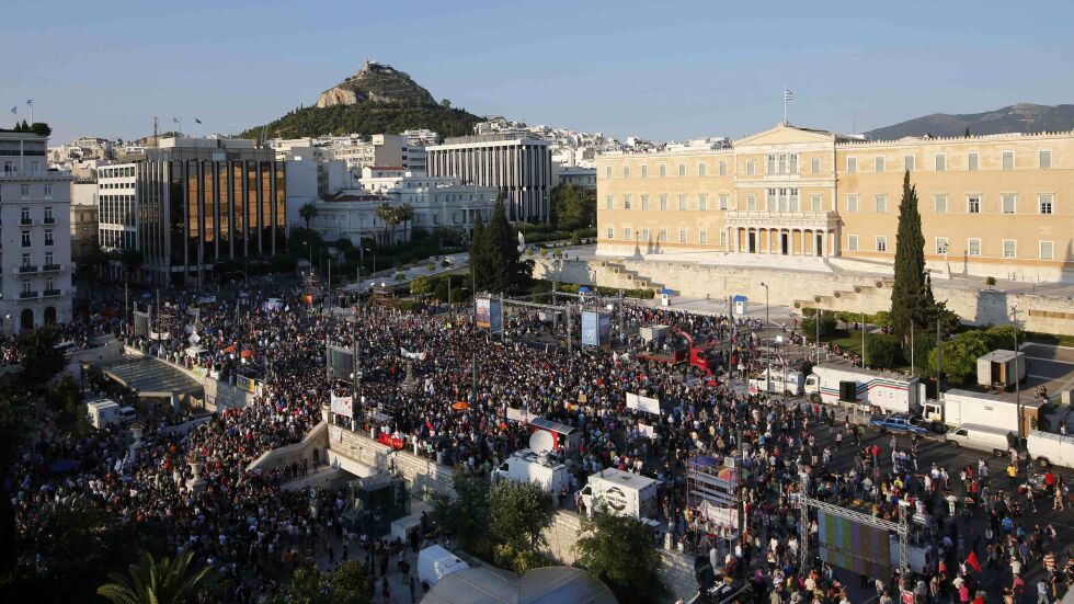 Всичко е "на кантар" в Гърция в деня преди референдума