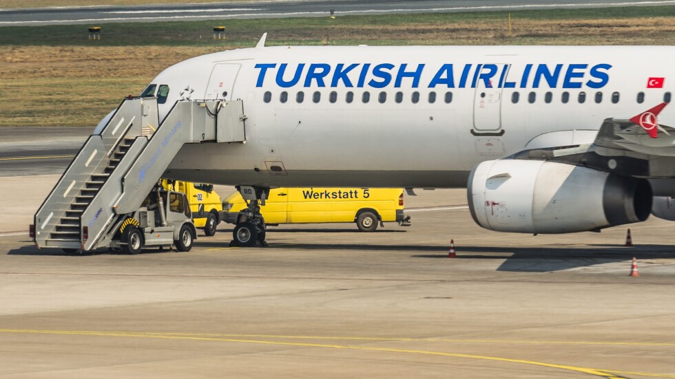 Турция въвежда задължителен PCR тест за пристигащите в страната