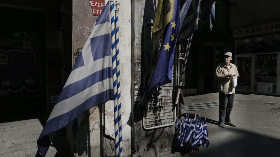 След споразумението с Брюксел: Гърците обвиняват Ципрас 