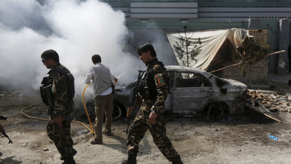 Талибани превзеха полицейска база в североизточен Афганистан