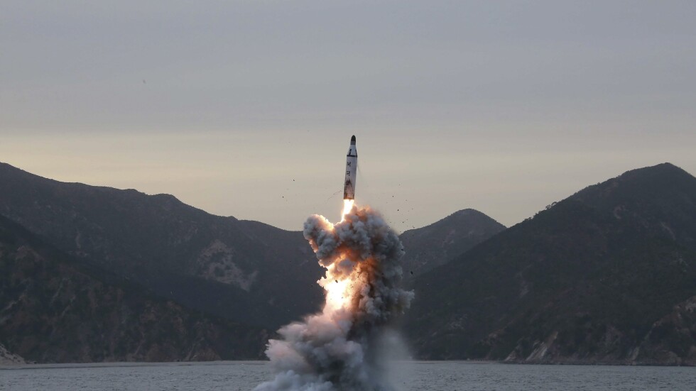 КНДР отново тества балистична ракета
