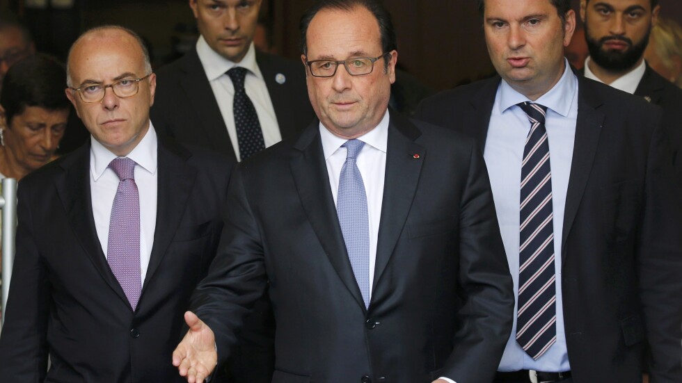 Франсоа Оланд: Нападателите в църквата са подкрепяли "Ислямска държава"